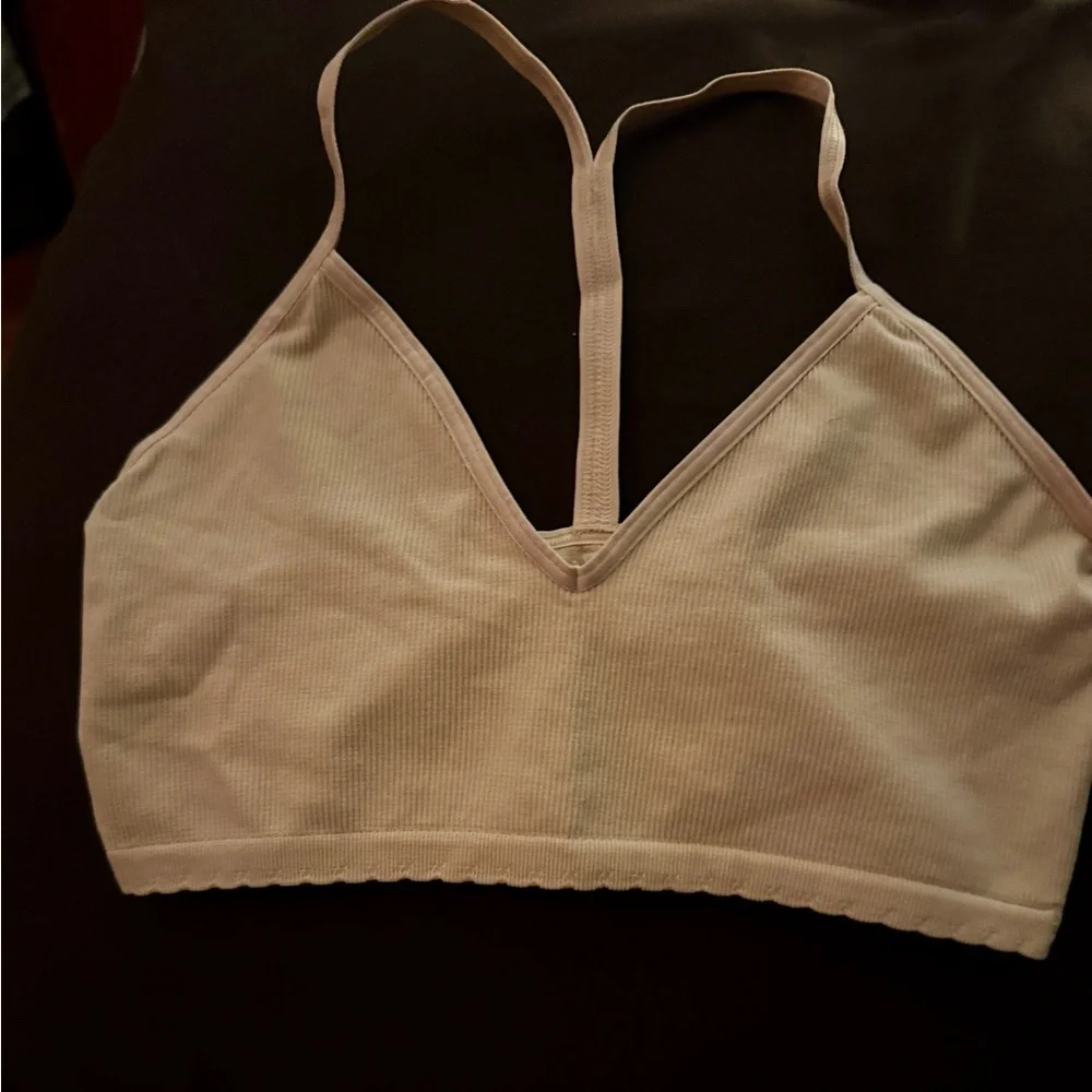 Anthropologie Seamless Ribbed racerback Bralette in Light Sand - Picture 5 of 6